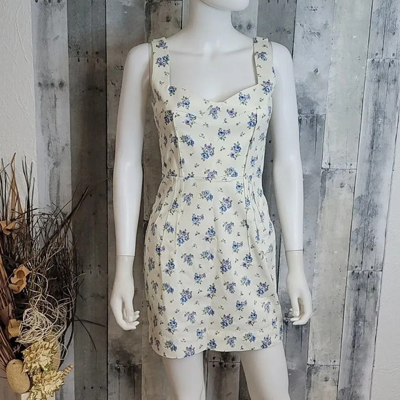 Petersyn X Revolve Malta Mini Dress In Bloom - Picture 2 of 12